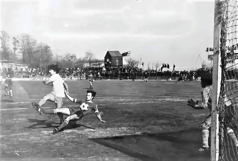 Tulcea-imagini vechi-cuvinte noi… Stadionul „Delta”