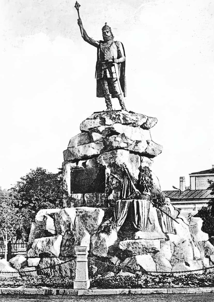 Tulcea, demolări, crime și uitări… Exilați-l pe Mircea cel Bătrân!